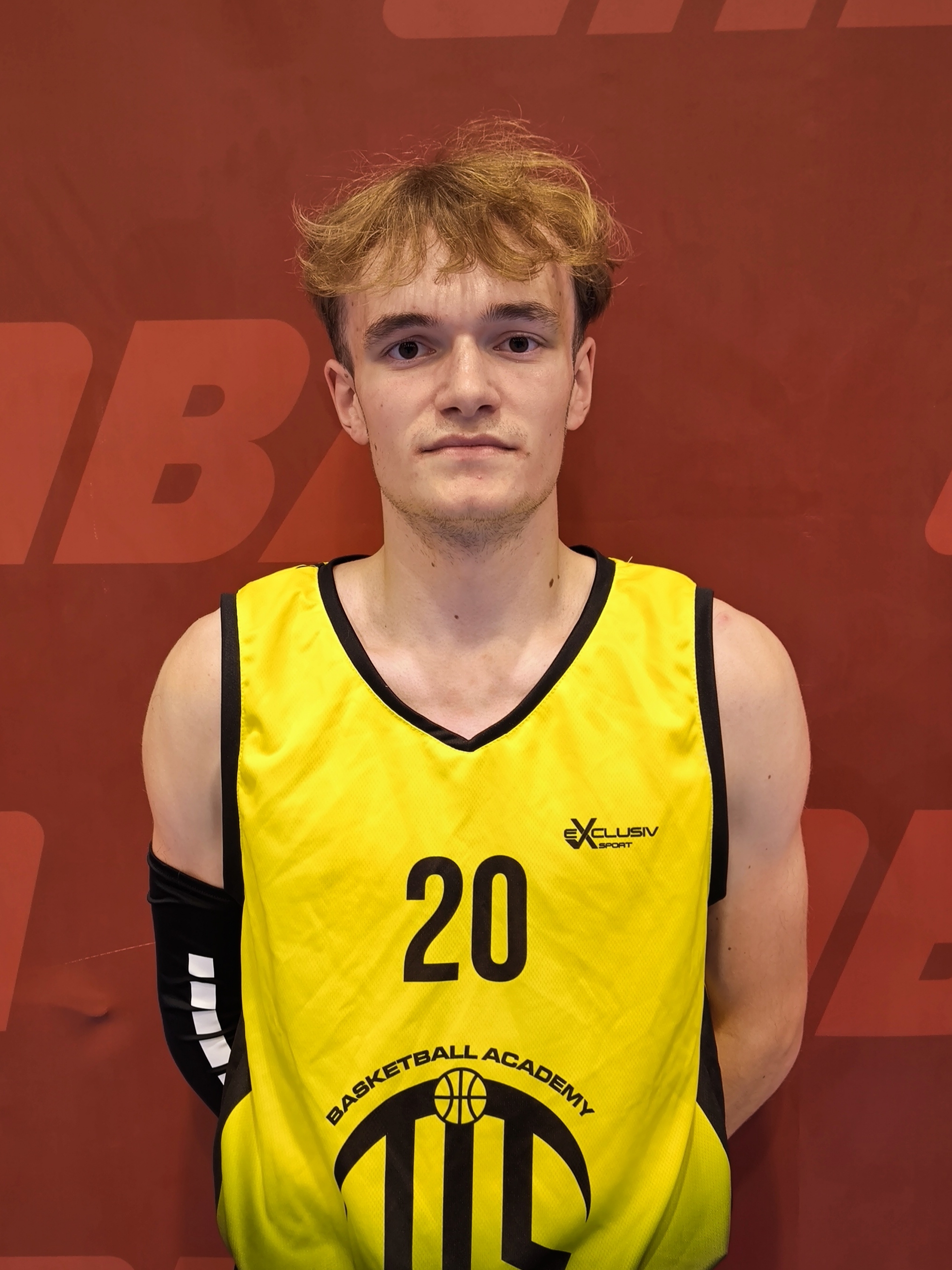 Bartosz Tomas
